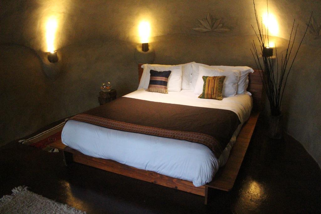 אל בולסון Earthship Patagonia Eco Accommodations חדר תמונה